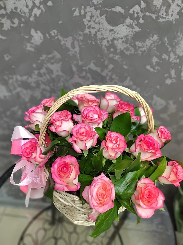 Цветочная композиция из Розы в корзине в Засечном
