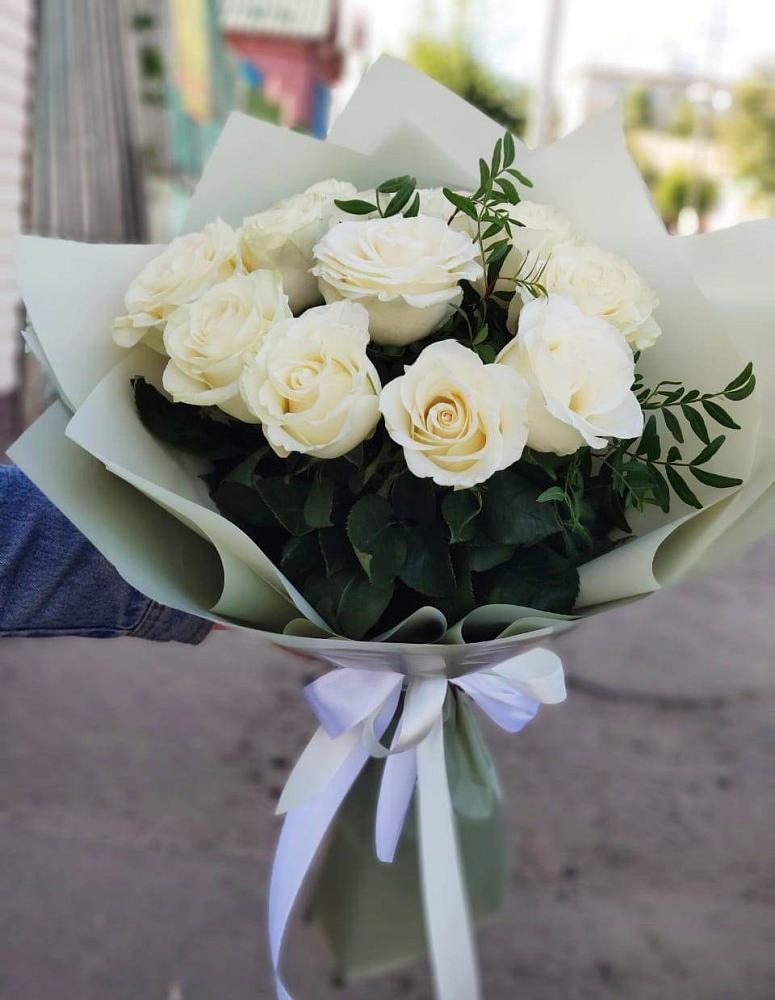 Букет Белые розы Проуд в Засечном