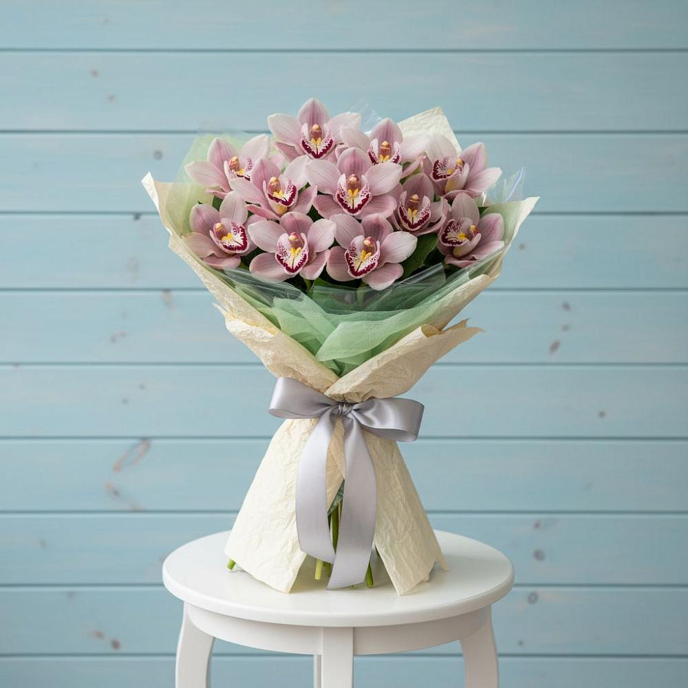 Букет цветов из: Орхидеи и Розы в Засечном