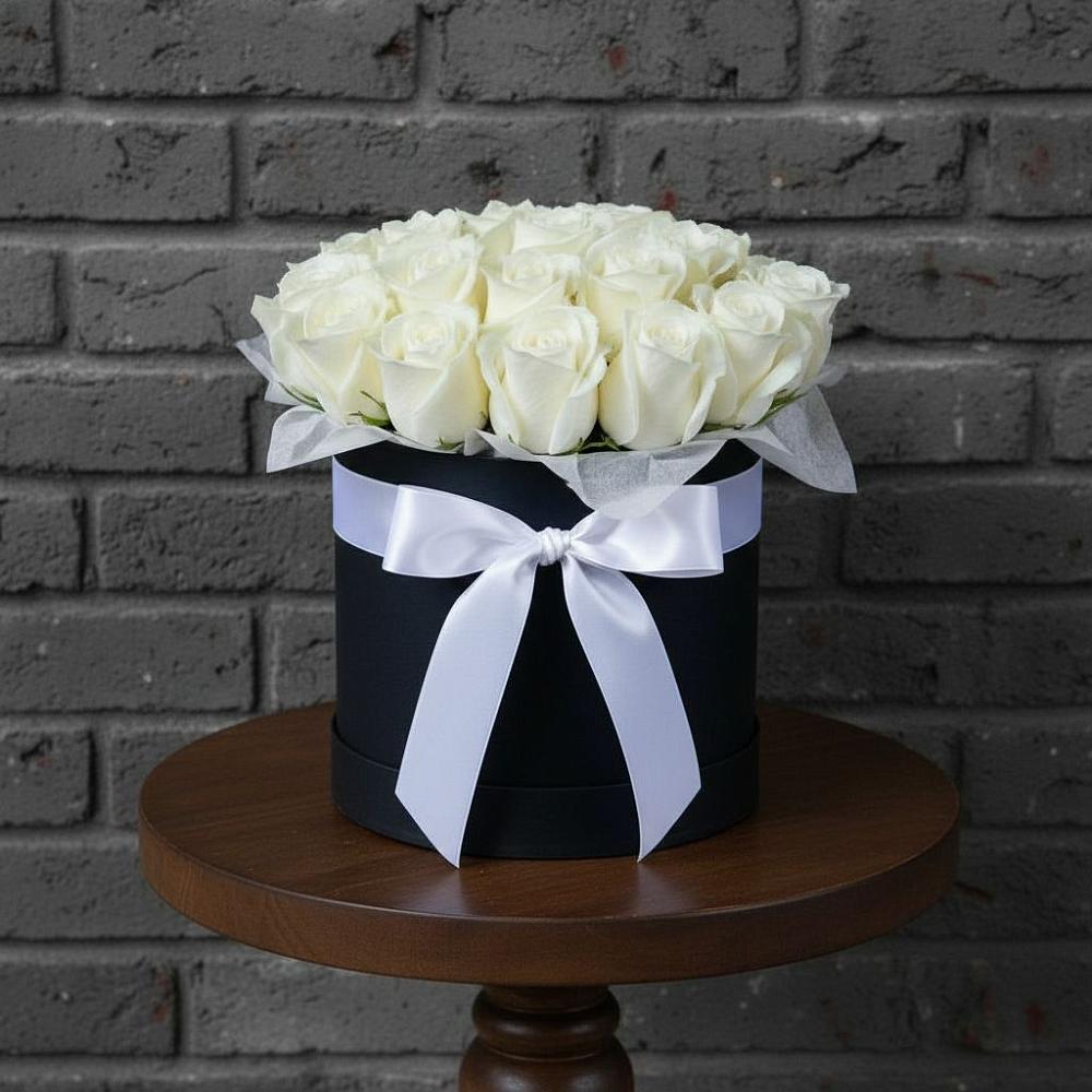 Цветочная композиция из Розы в шляпной коробке в Засечном